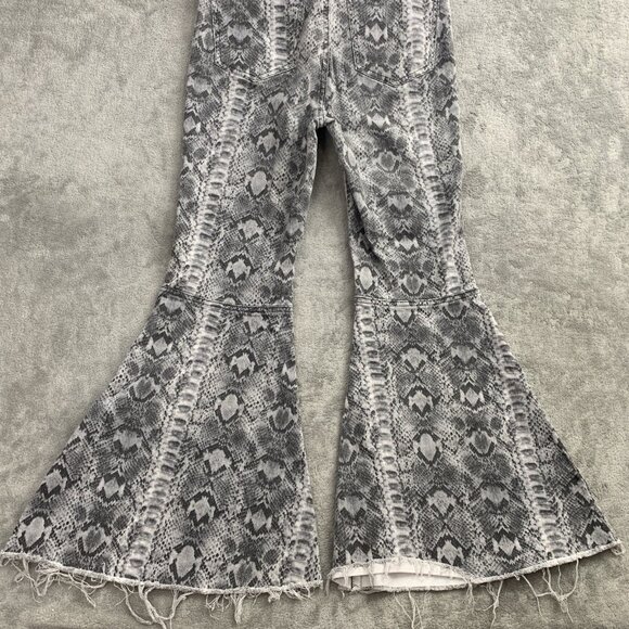 We The Free Snake Print Flare Jeans - Picture 14 of 15